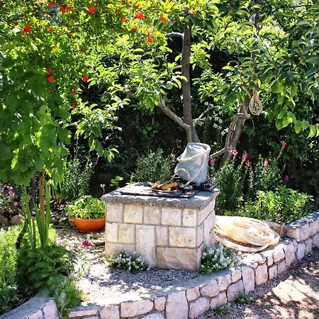 By The Sea Barbat, Rab - 4978 Appartement *