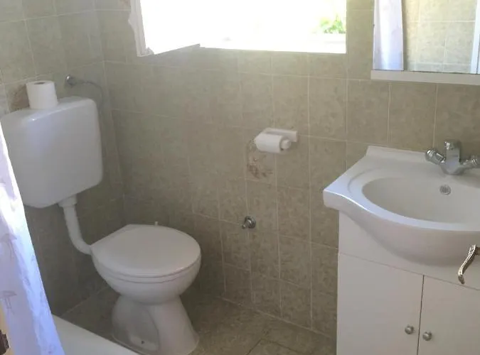 Apartments By The Sea Barbat, Rab - 4978 Apartman
